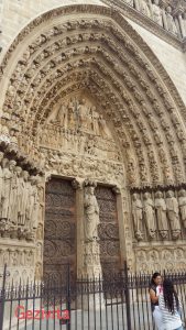 Notre Dame Kapısı